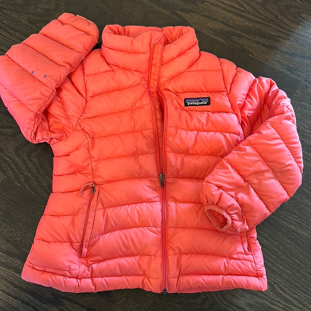 Patagonia Girls Coral Puffy Coat- Girls Down Sweater